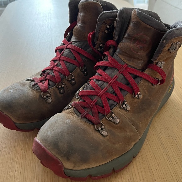 Danner Mountain 600, Size 11, New Insoles - Picture 1 of 7